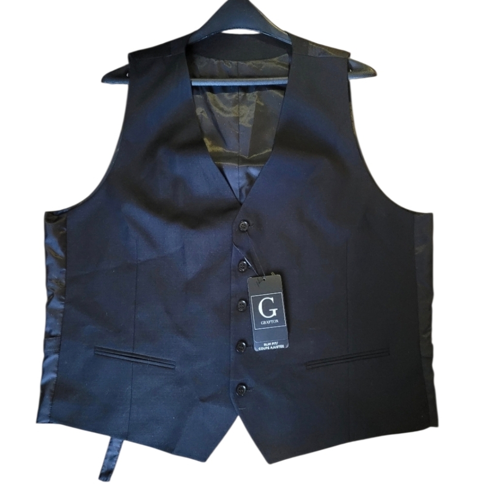 NWT Grafton Vest Slim Fit Size XL